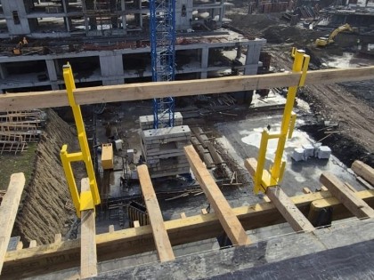 The Importance of Safe Post Use in High-Rise Projects