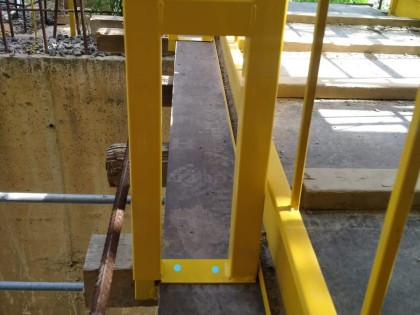 When Should Clamp-On Post Systems Be Preferred?