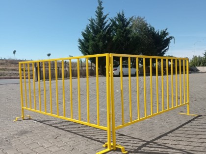 Choosing a Crowd Control Barrier